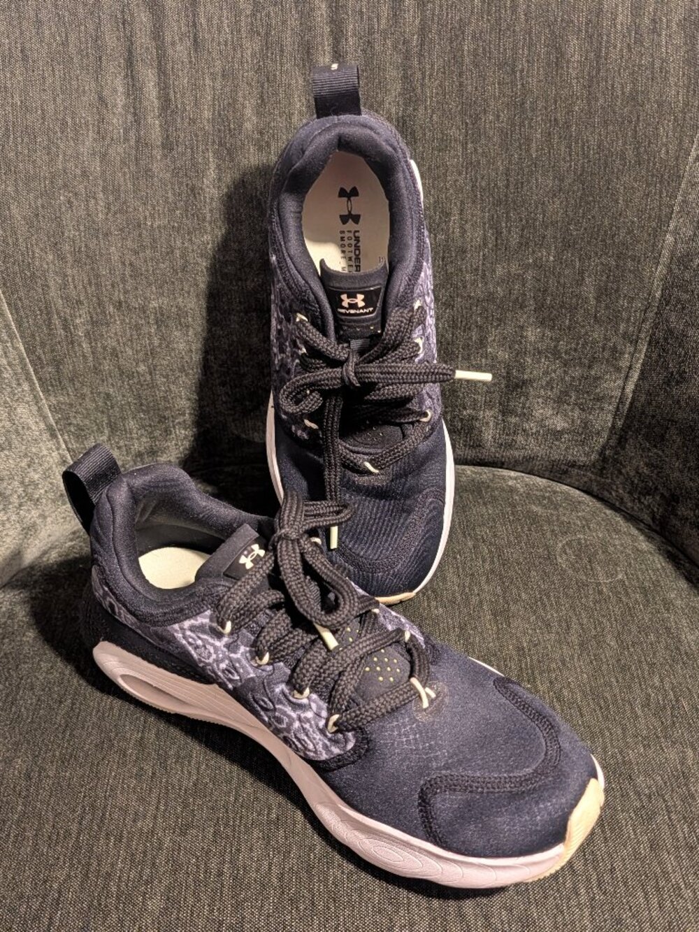 Women's Under armour HOVR Revenant Venom Shoes-Black